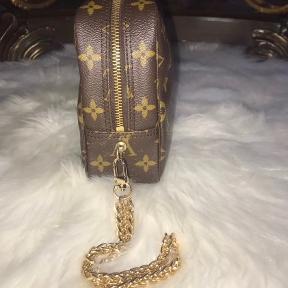 AUTHENTIC LOUIS VUITTON - Picture 2 of 8